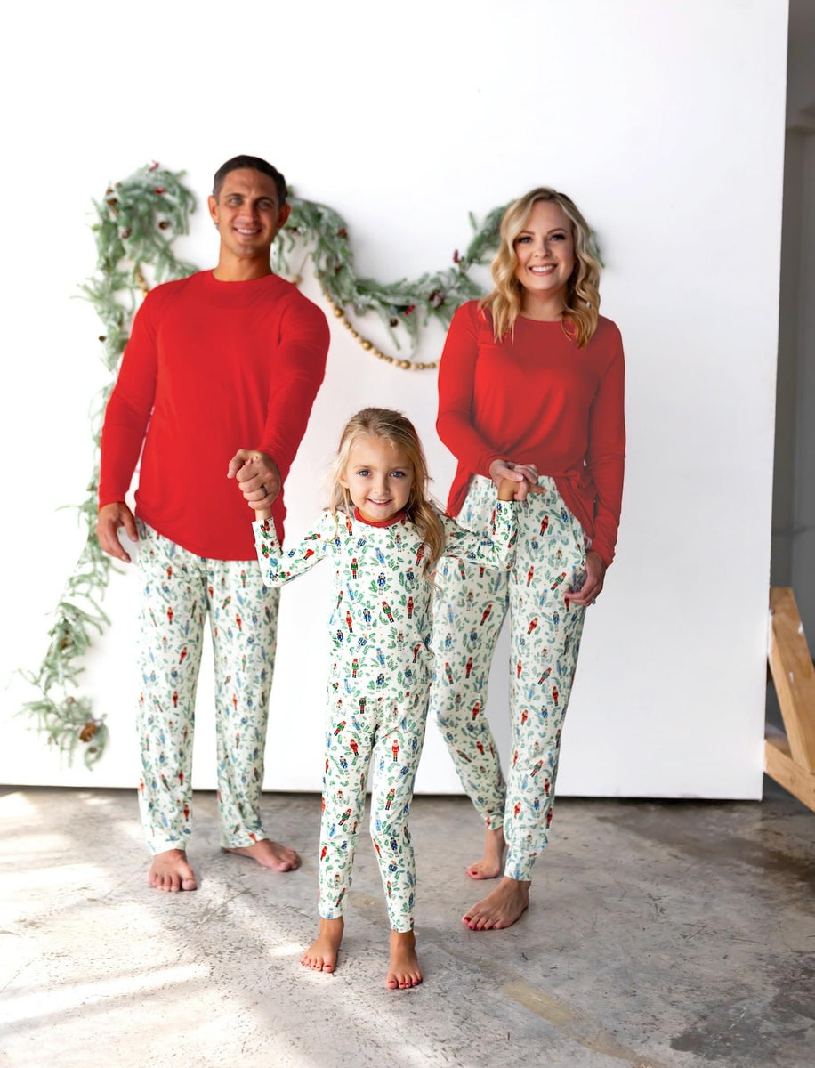 Macaron + Me Christmas Vintage Santa GREEN Bamboo 2 Piece Jammies Pajamas  Set